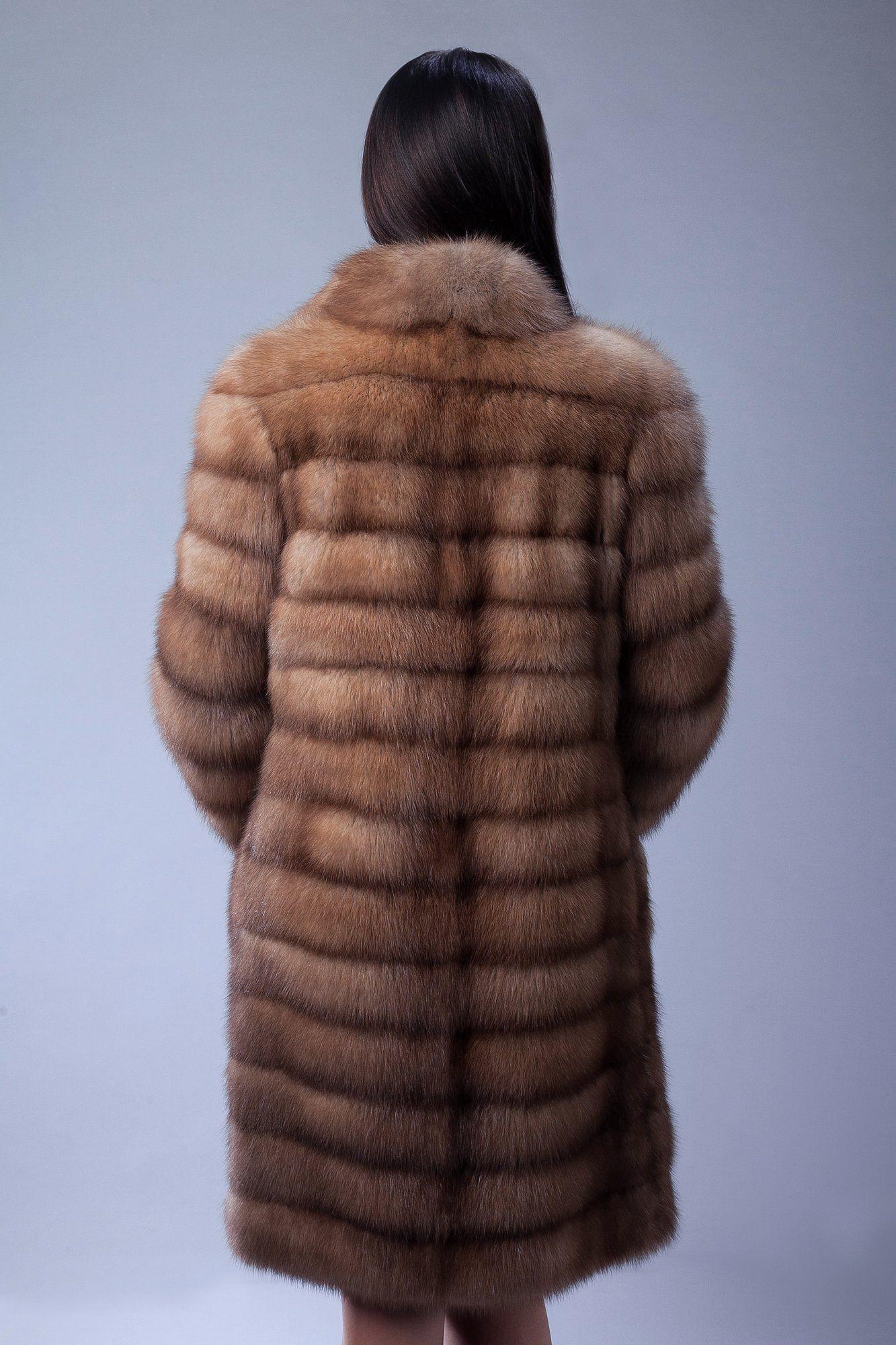 Шуба из куницы с воротником стойка фото