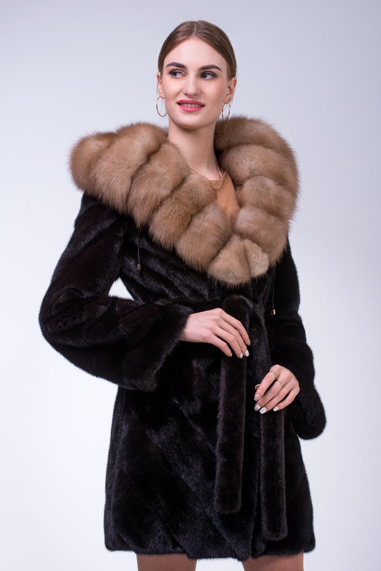 Норковая шуба с капюшоном из куницы фото