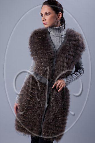 Шуба из енота с трикотажем фото