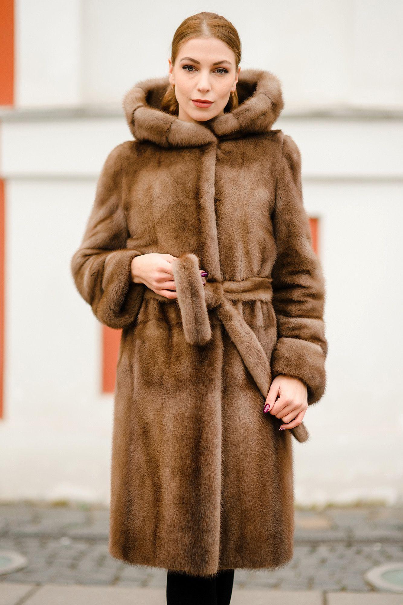 Норковая шуба с капюшоном фото