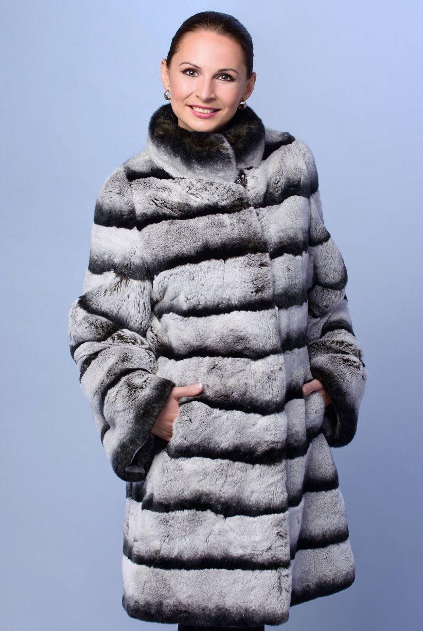 Пальто из шиншиллового кролика с воротником стойка фото