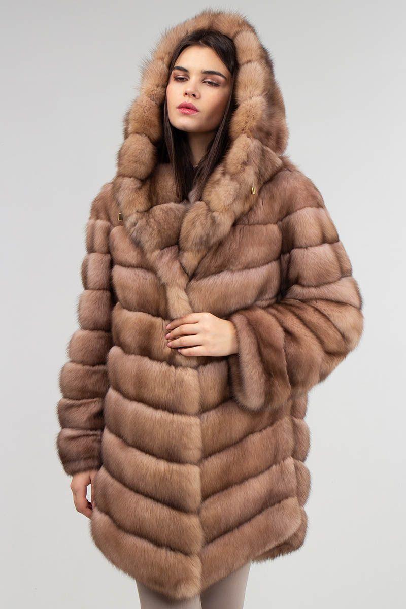 Шуба из соболя с капюшоном фото