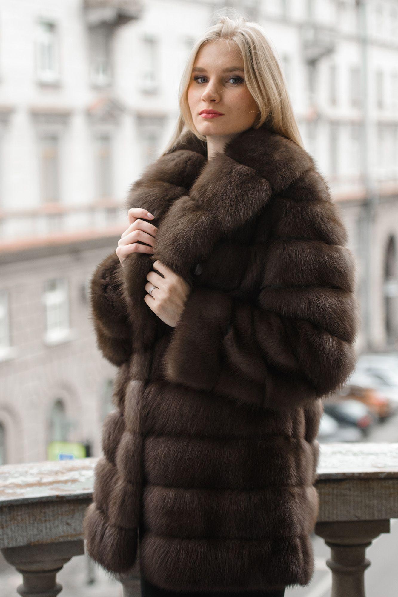 Куртка из куницы с воротником шаль фото