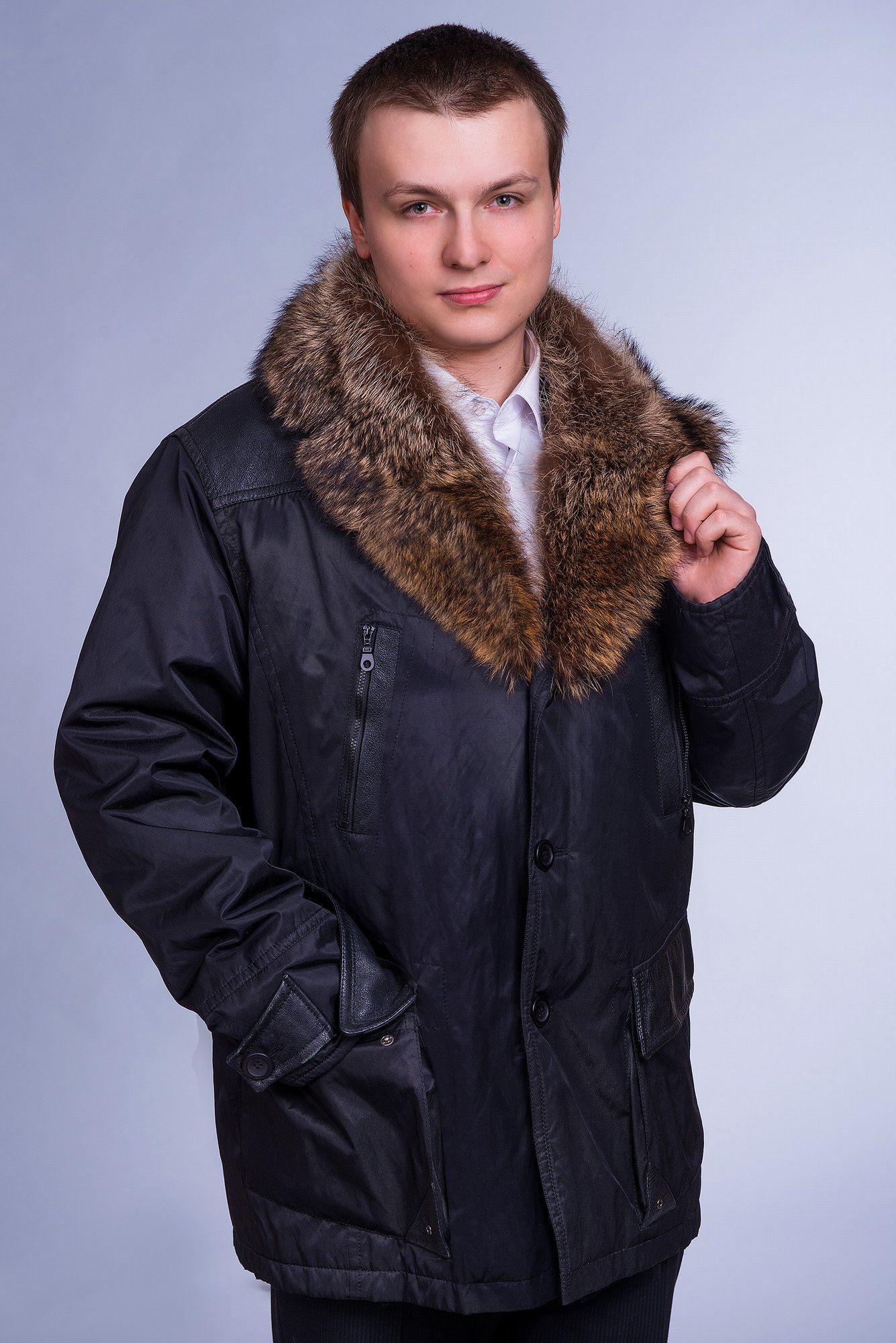 Пуховик с енотом. фото