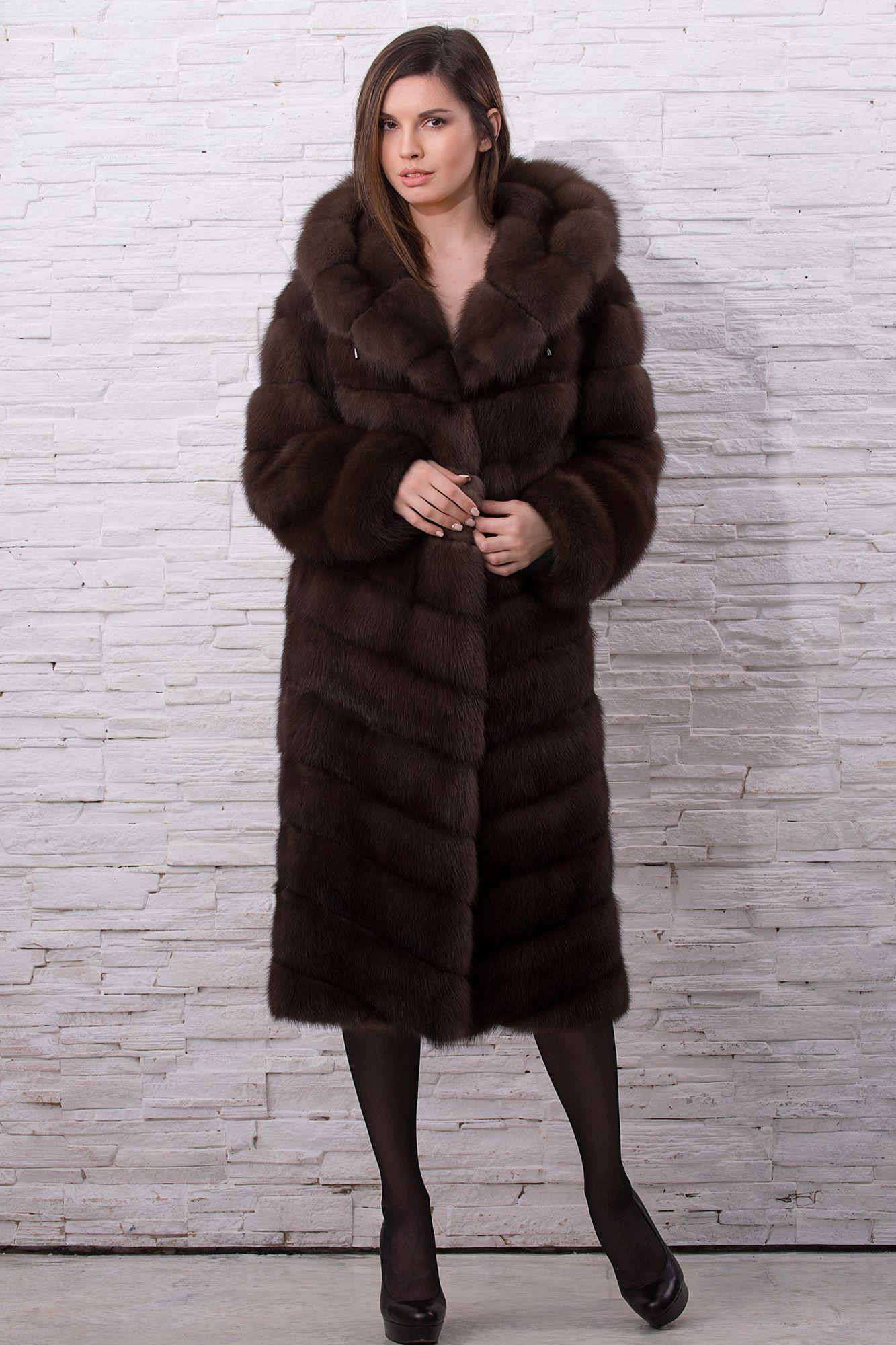 Пальто женское из меха куницы фото