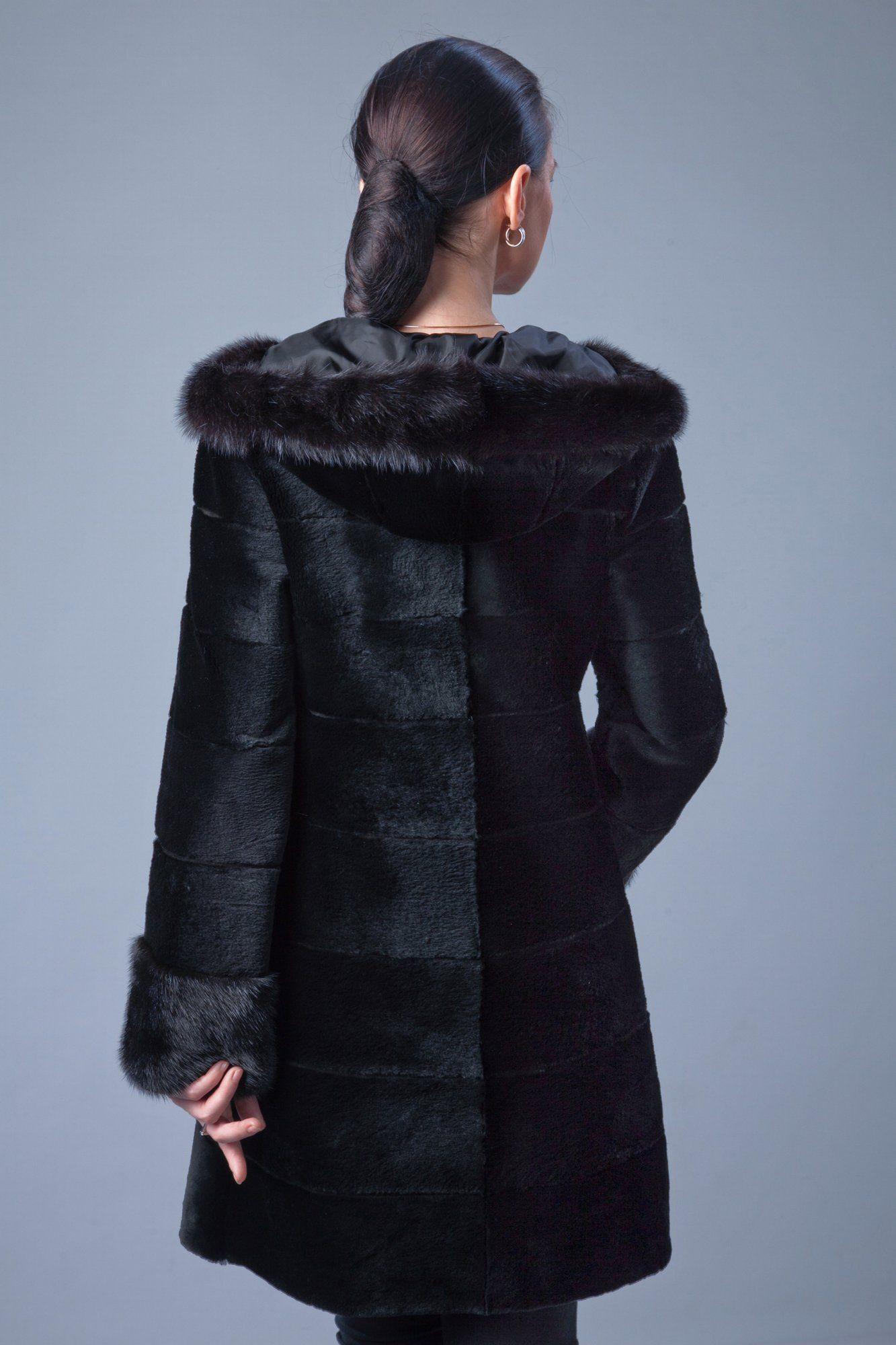 Бобровая шуба с капюшоном фото