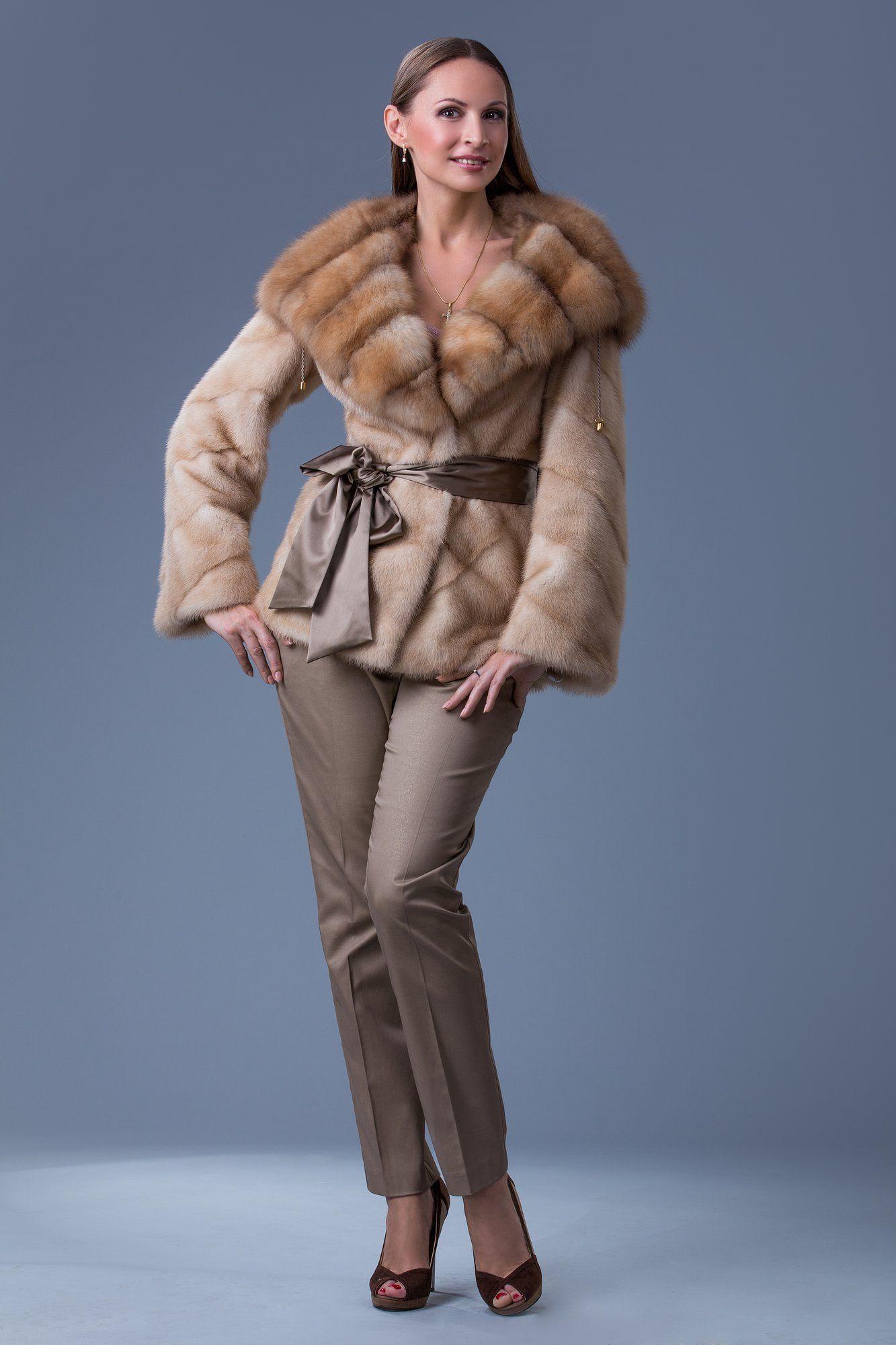 Шуба из норки с капюшоном фото