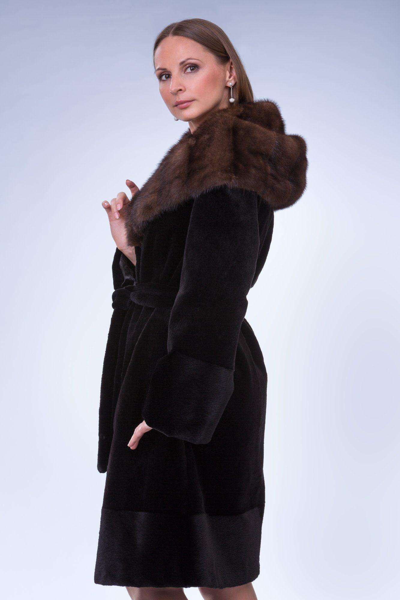 Шуба из бобра с капюшоном фото