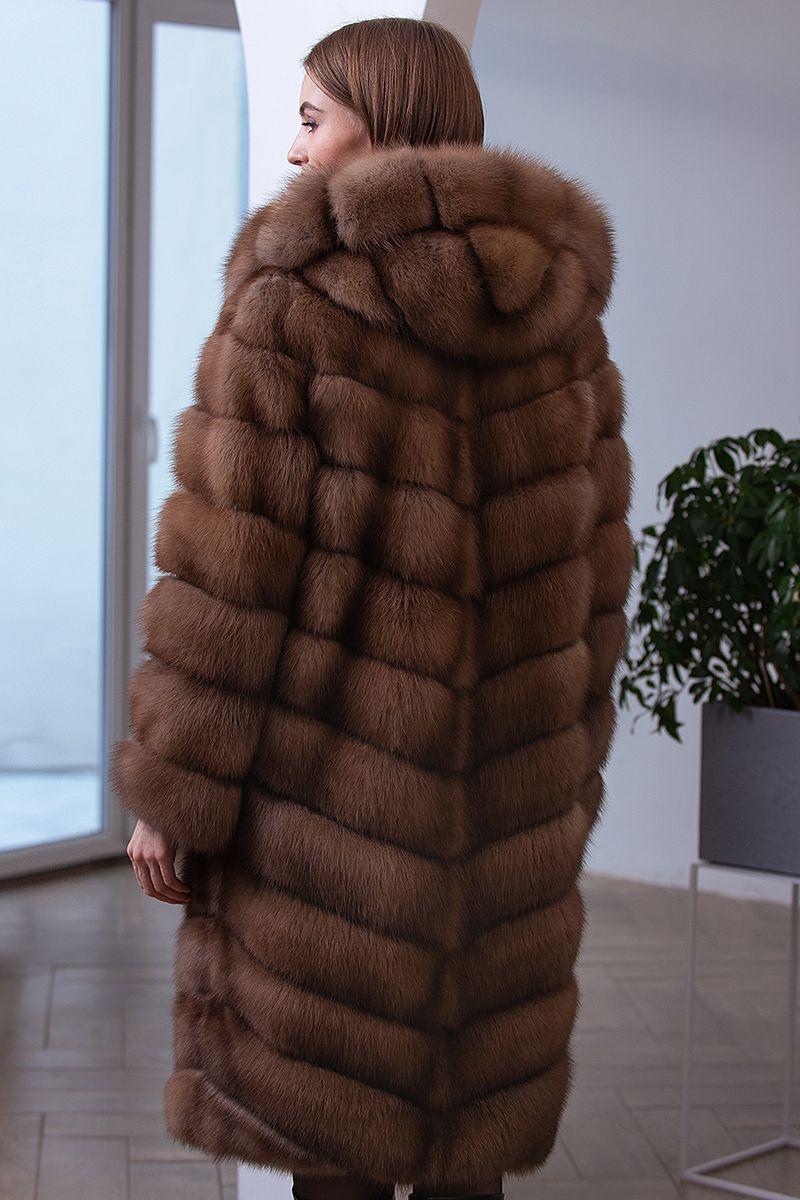 Шуба из куницы с капюшоном фото