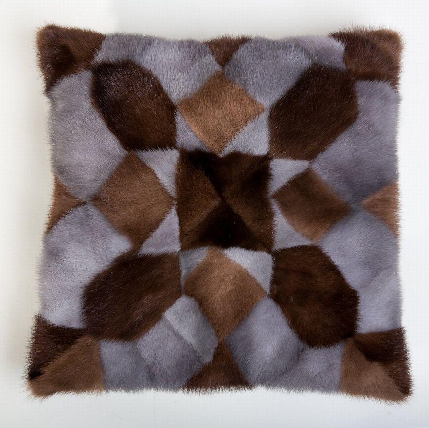 подушка из норки фото