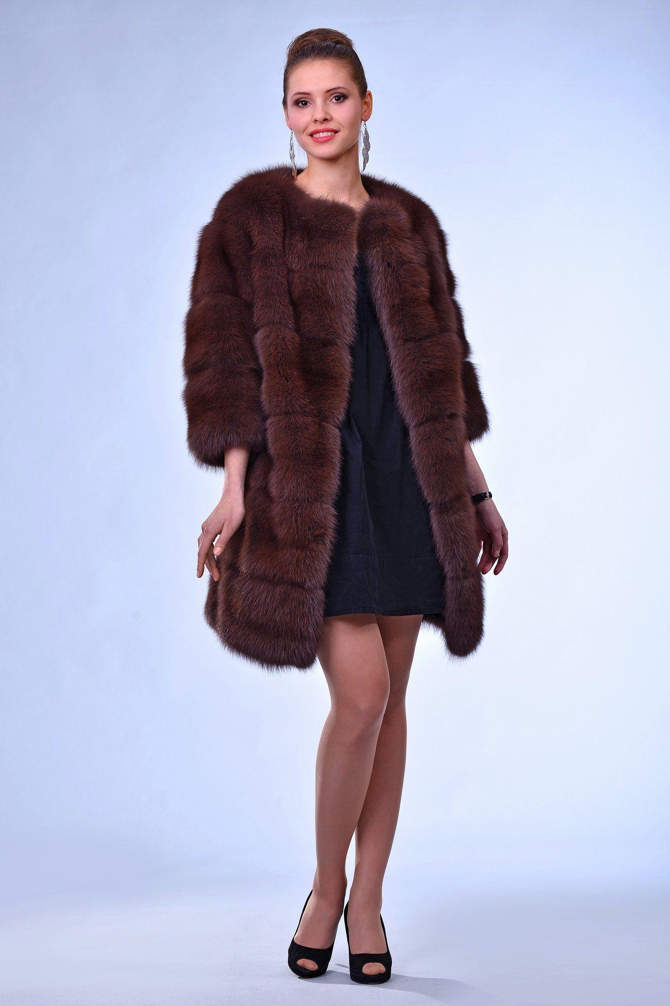 Пальто женское из меха куницы фото
