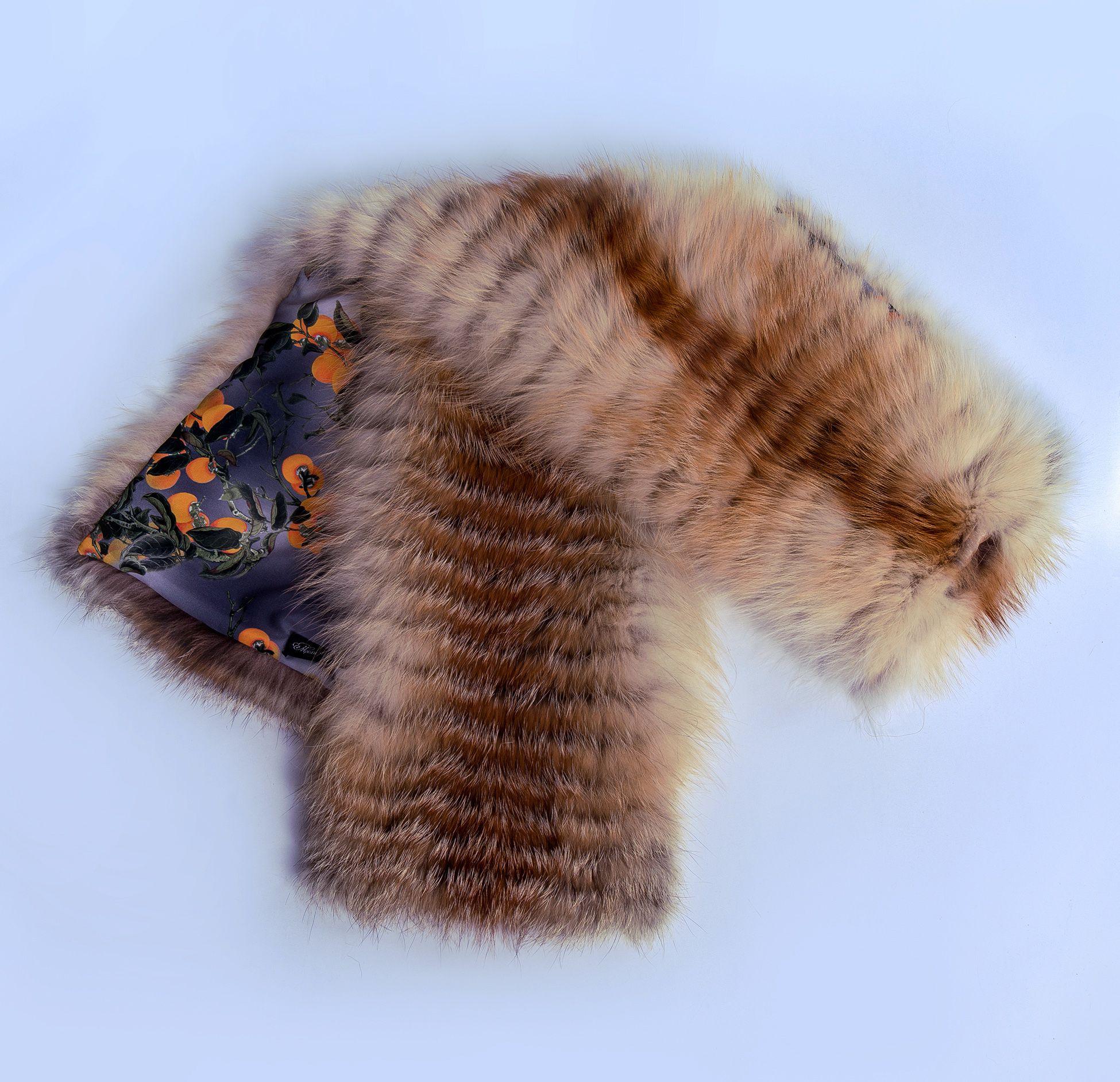 Шарф из меха лисы фото