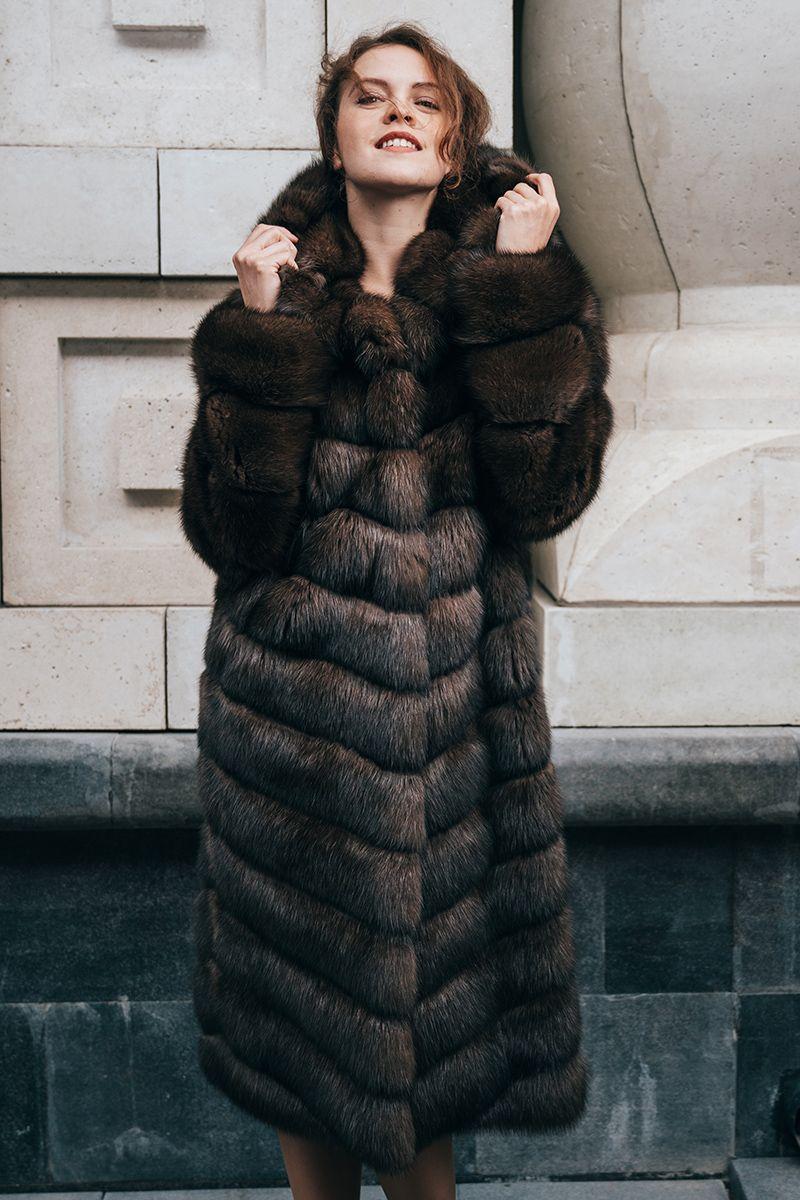 Шуба из соболя с капюшоном фото