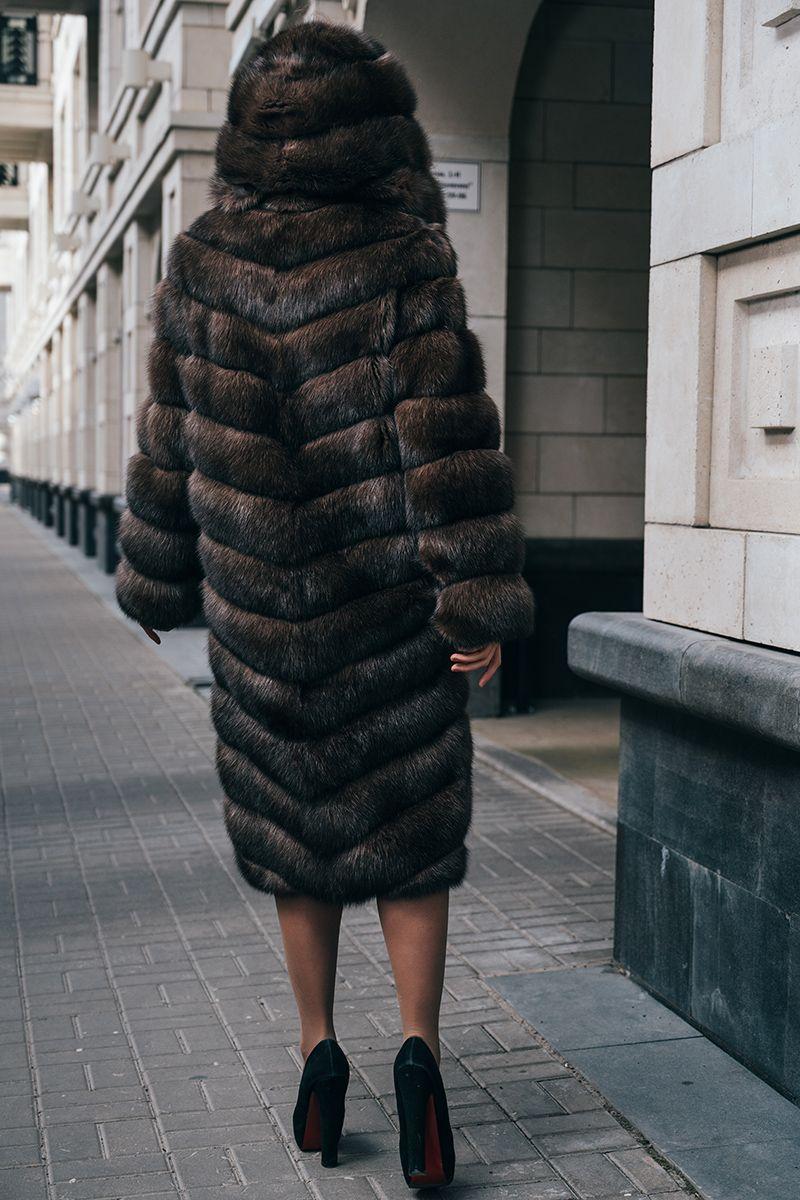 Шуба из соболя с капюшоном фото