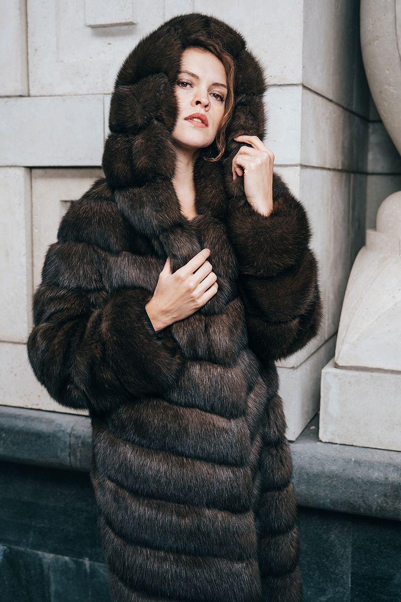 Шуба из соболя с капюшоном фото