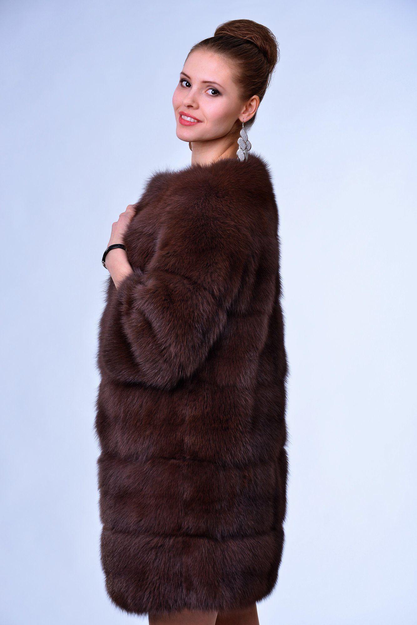 Пальто женское из меха куницы фото