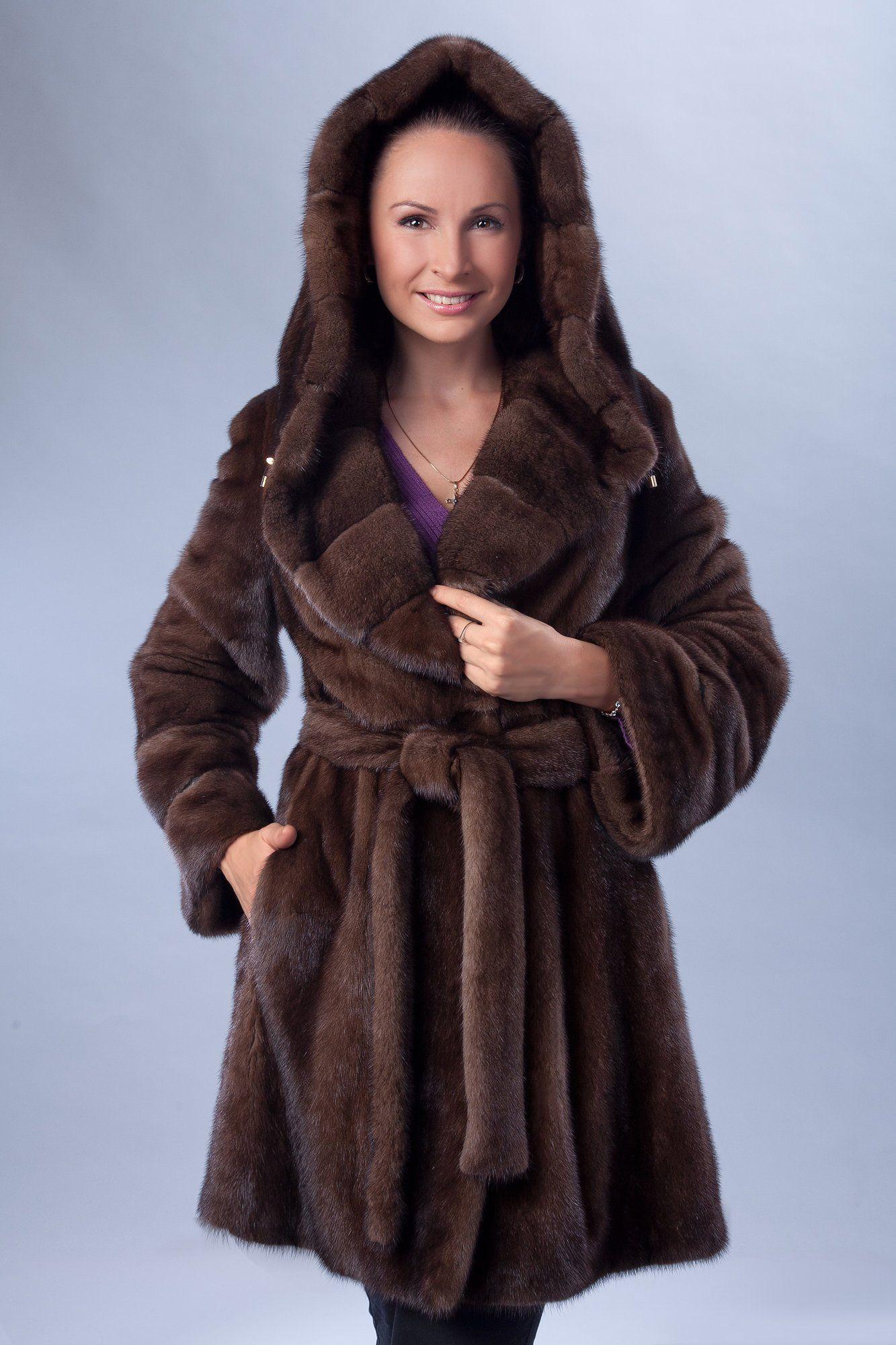 Норковая шуба с капюшоном фото