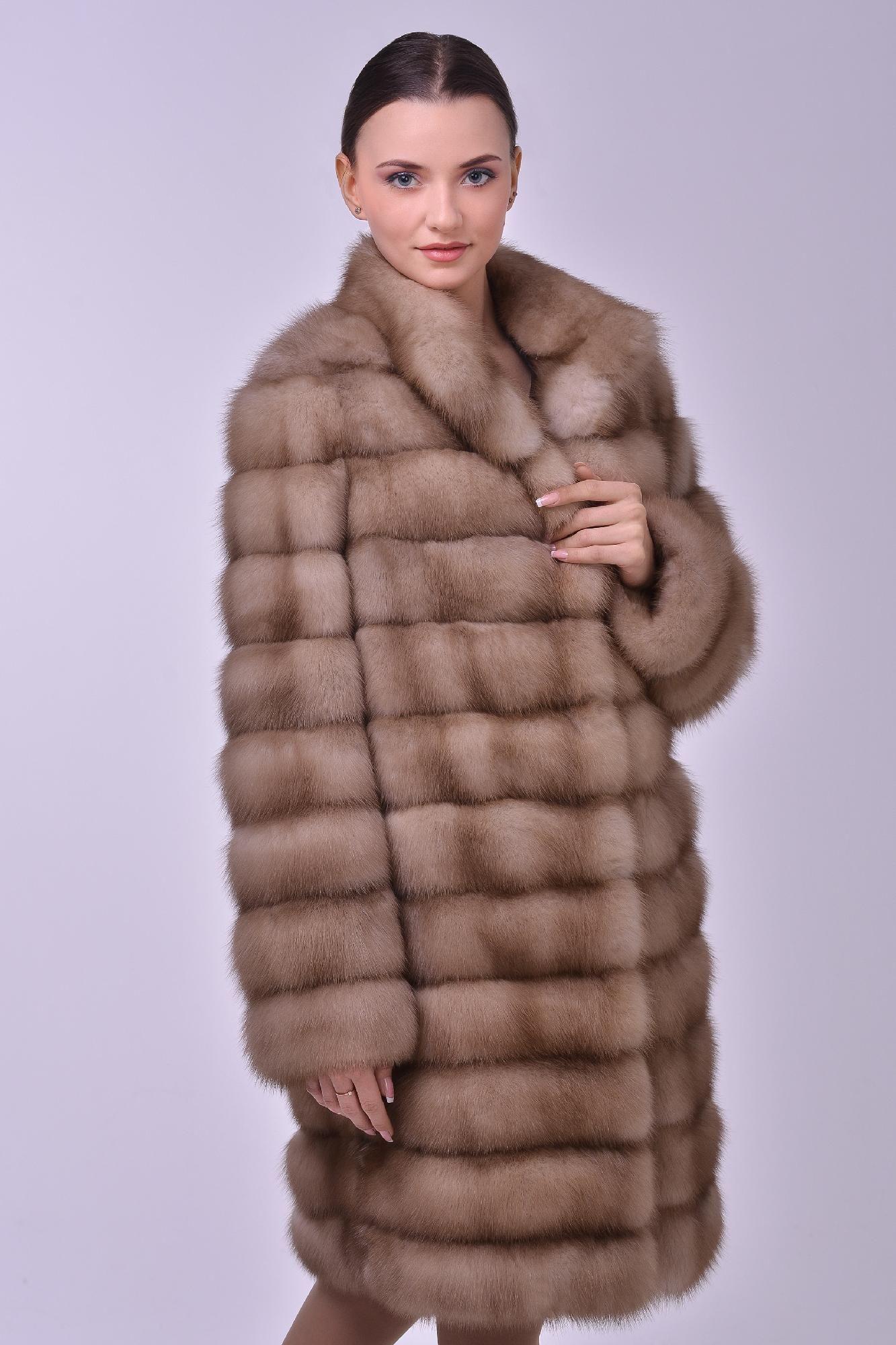 Шуба из куницы с воротником апаш фото