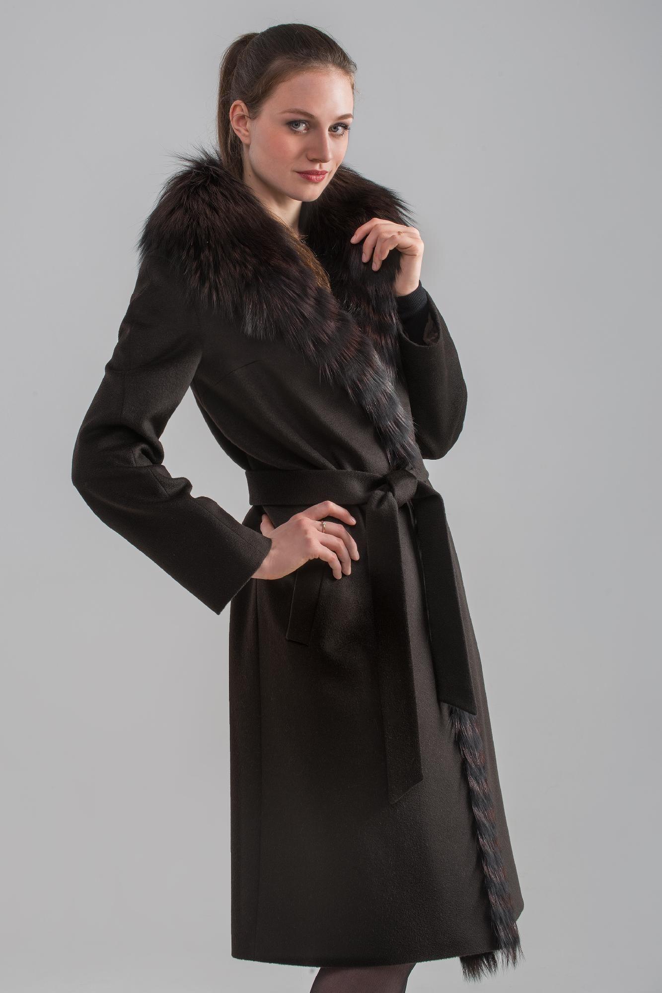 Пальто из кашемира с отделкой из лисы фото