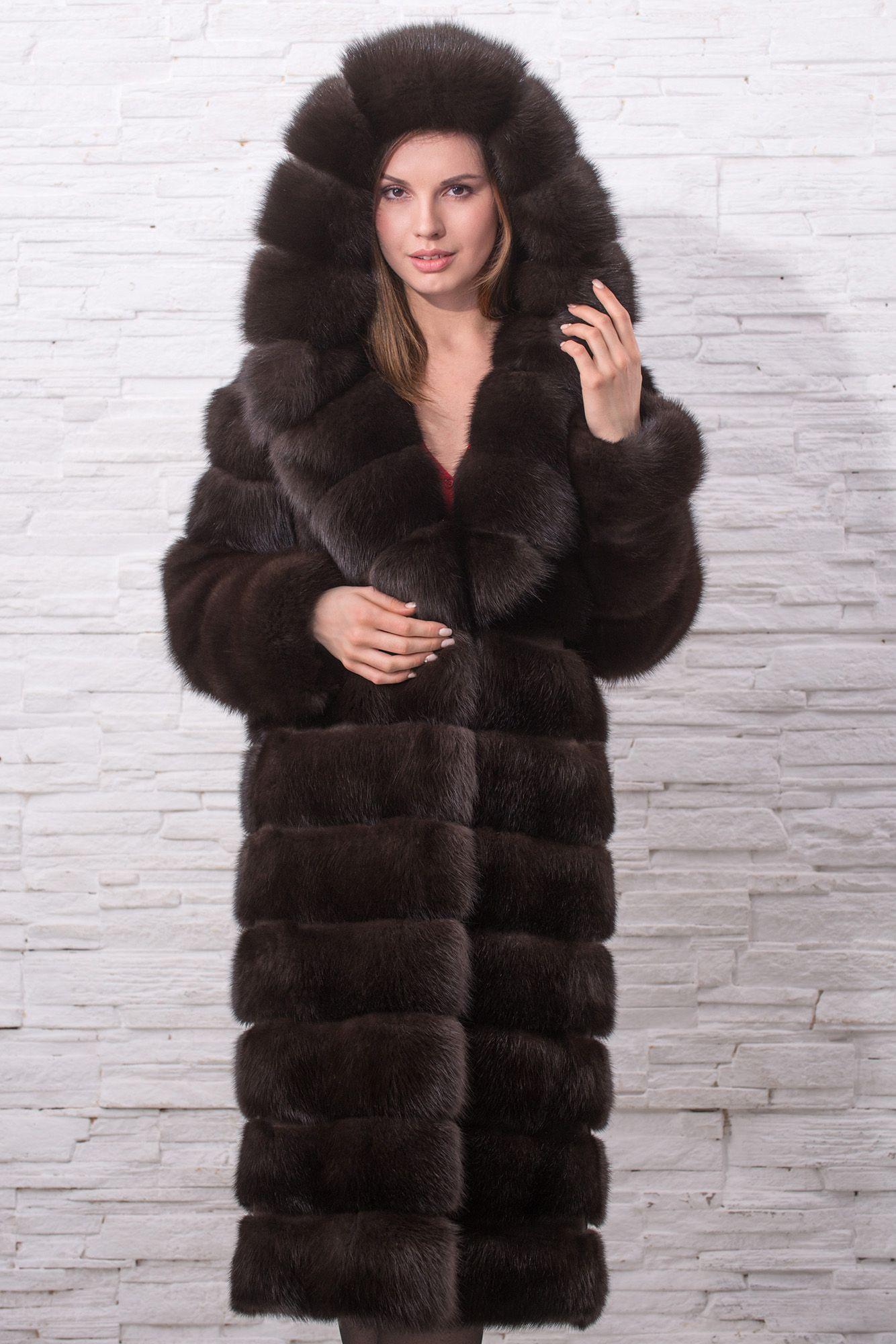 Пальто женское из меха куницы с капюшоном фото