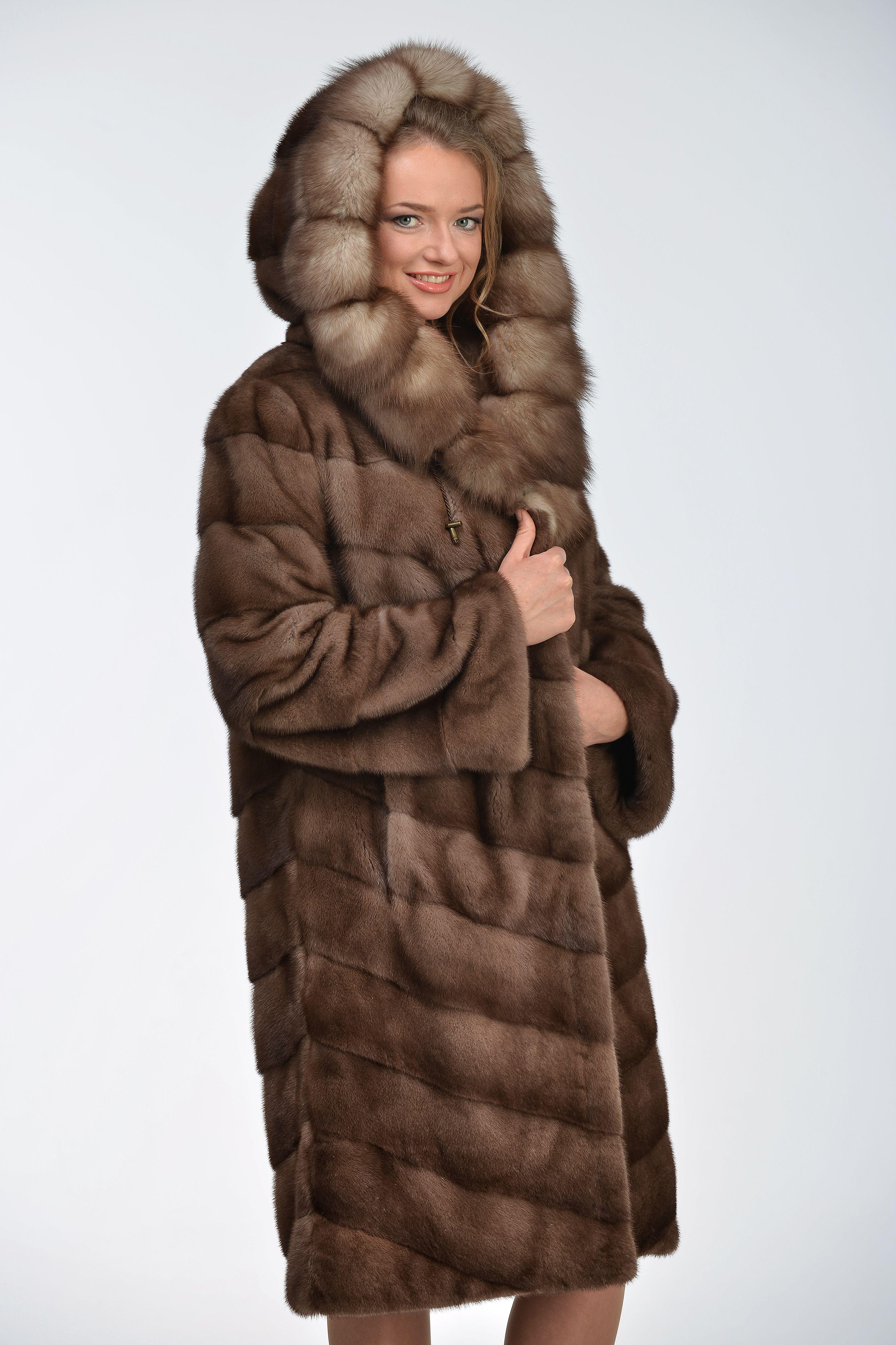 Шуба из меха норки с куницей фото