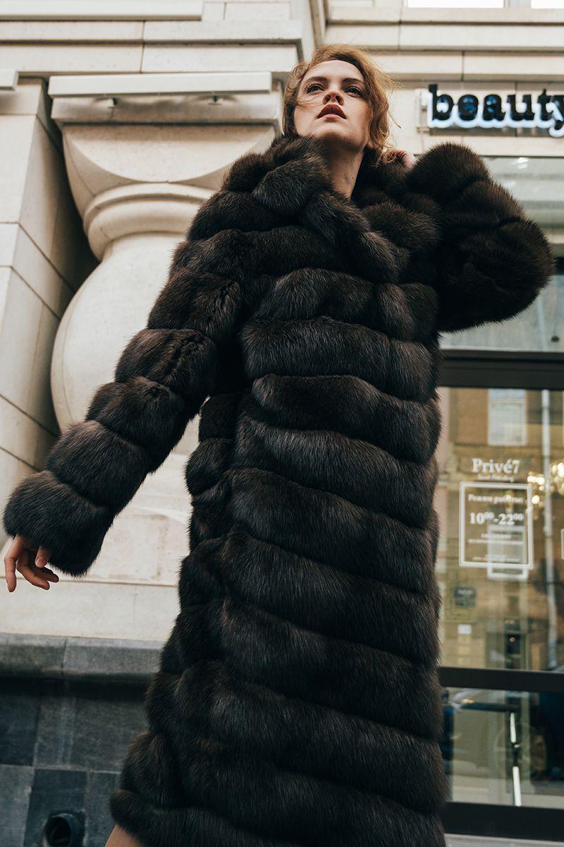 Шуба из соболя с капюшоном фото